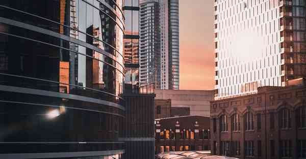 AI绘画玫瑰花海城堡（AI绘画玫瑰花关键词）