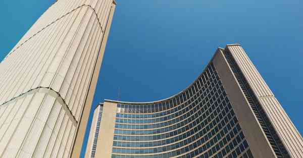 大数据包含设备数据的行业文章