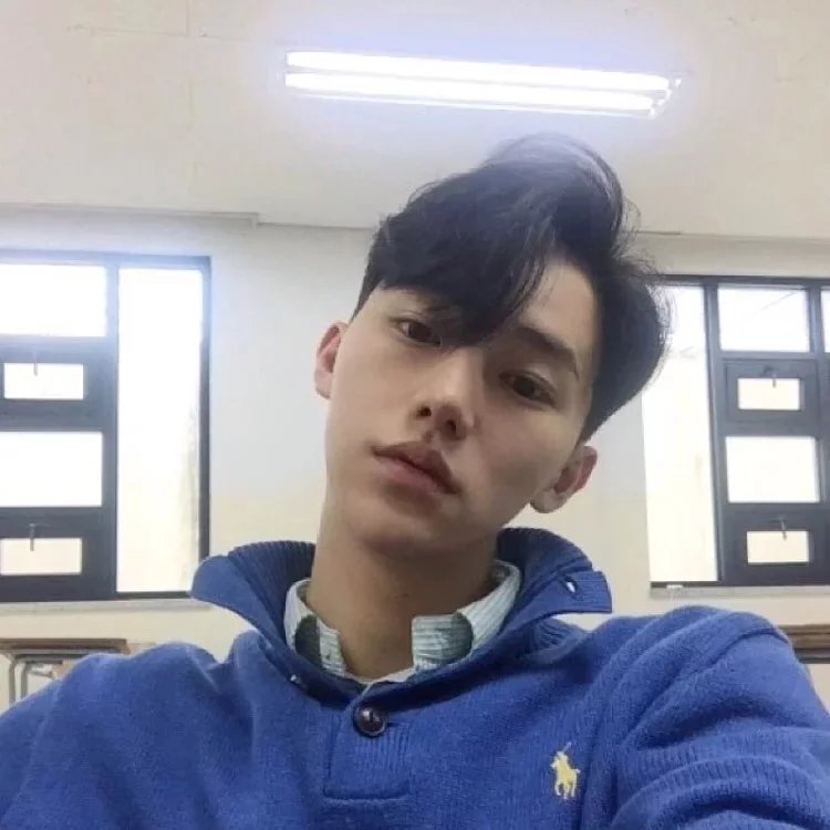 翁勇岩苇