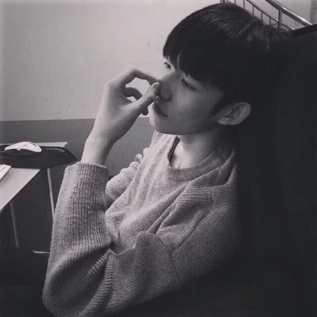 彭民瑾烟