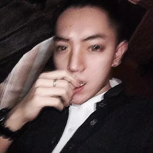 路思朗新