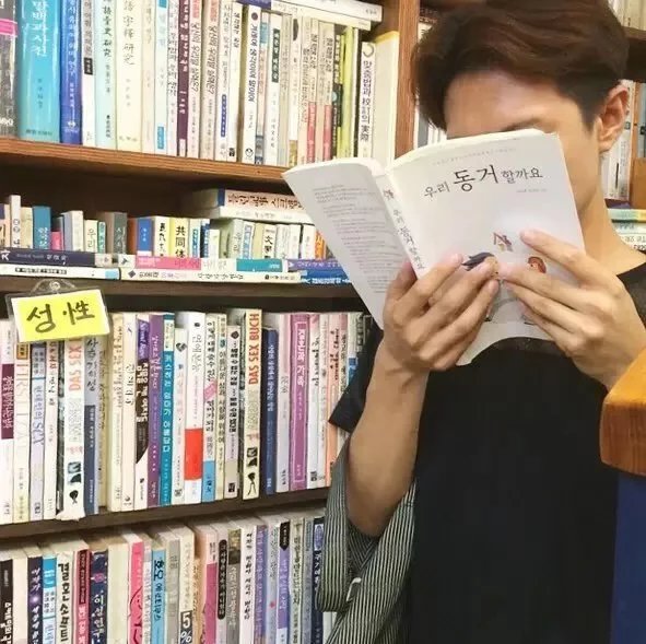 滕悦佳琬