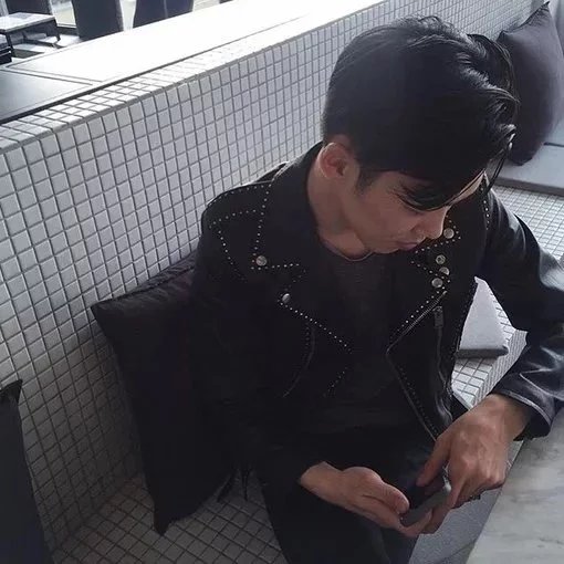 赫连飘翰楠
