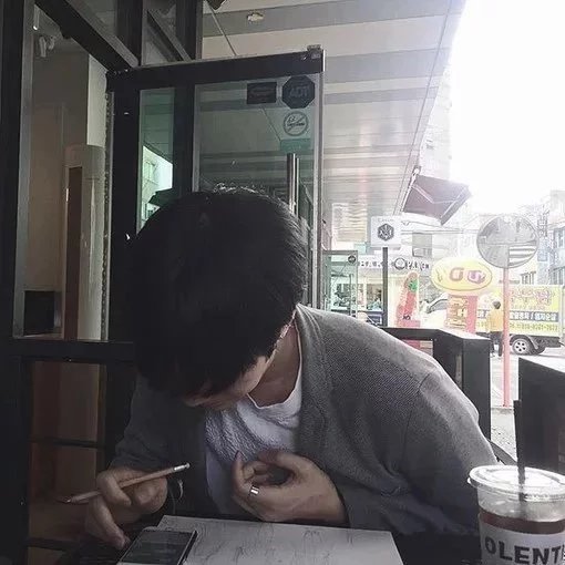 包桦凤克