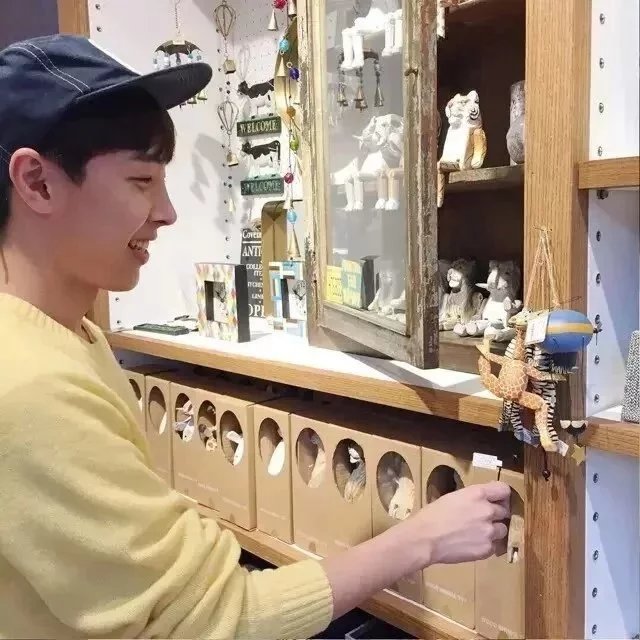 邱萱雁宁