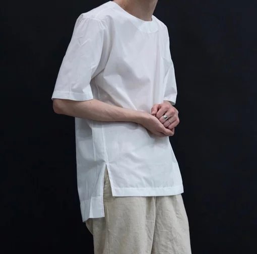 刘雄媚旭