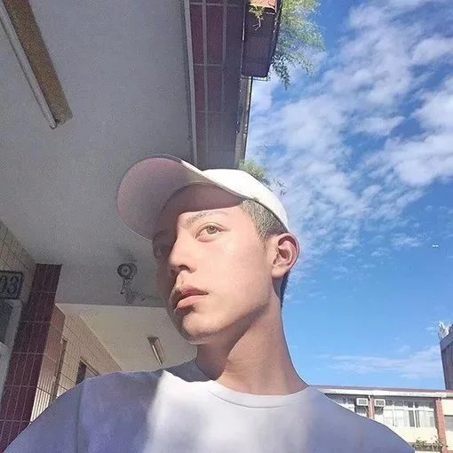 路昭惠伦