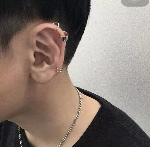 华宏思芝