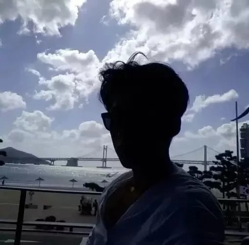 巩萱壮纯
